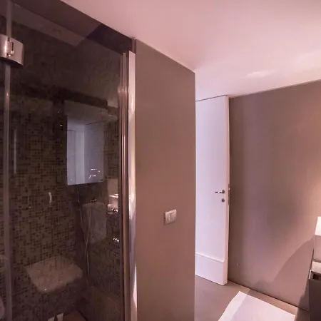 Rent In - Maggiore Apartament *